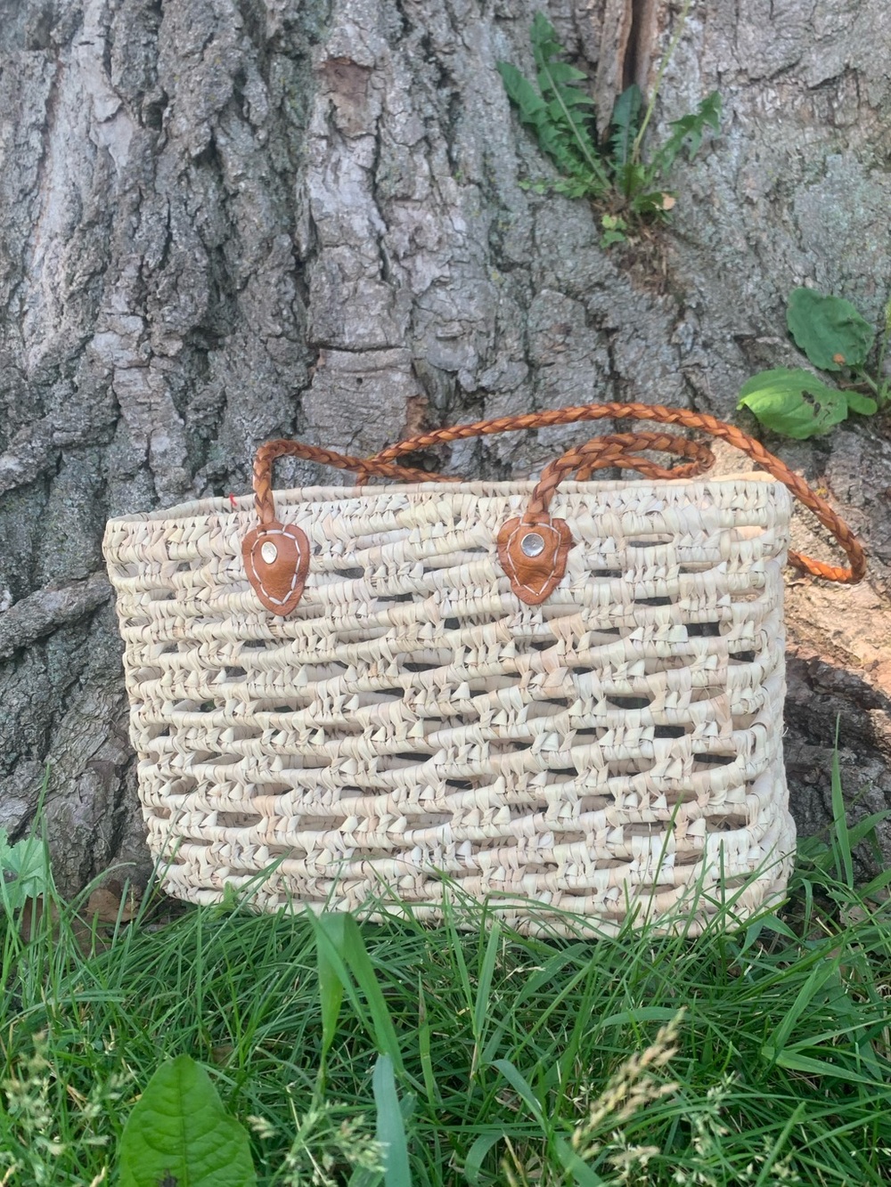 NWT Handwoven picnic basket bag- wicker basket -tote bag - beach bag basket - Picture 2 of 15